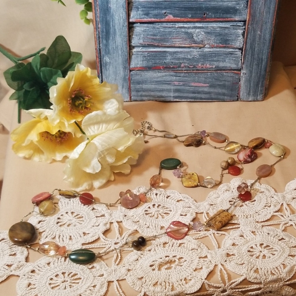Lia sophia necklace